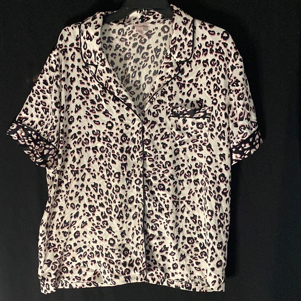 Victoria’s Secret-Satin Short PJ Set XL